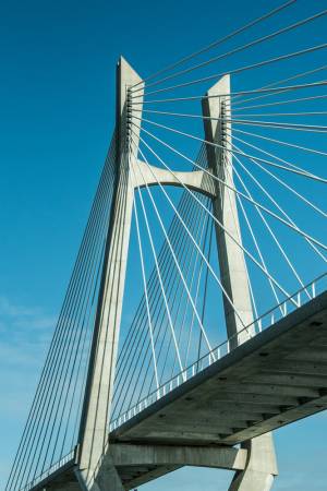 Brückenbauwerk in den Niederlanden